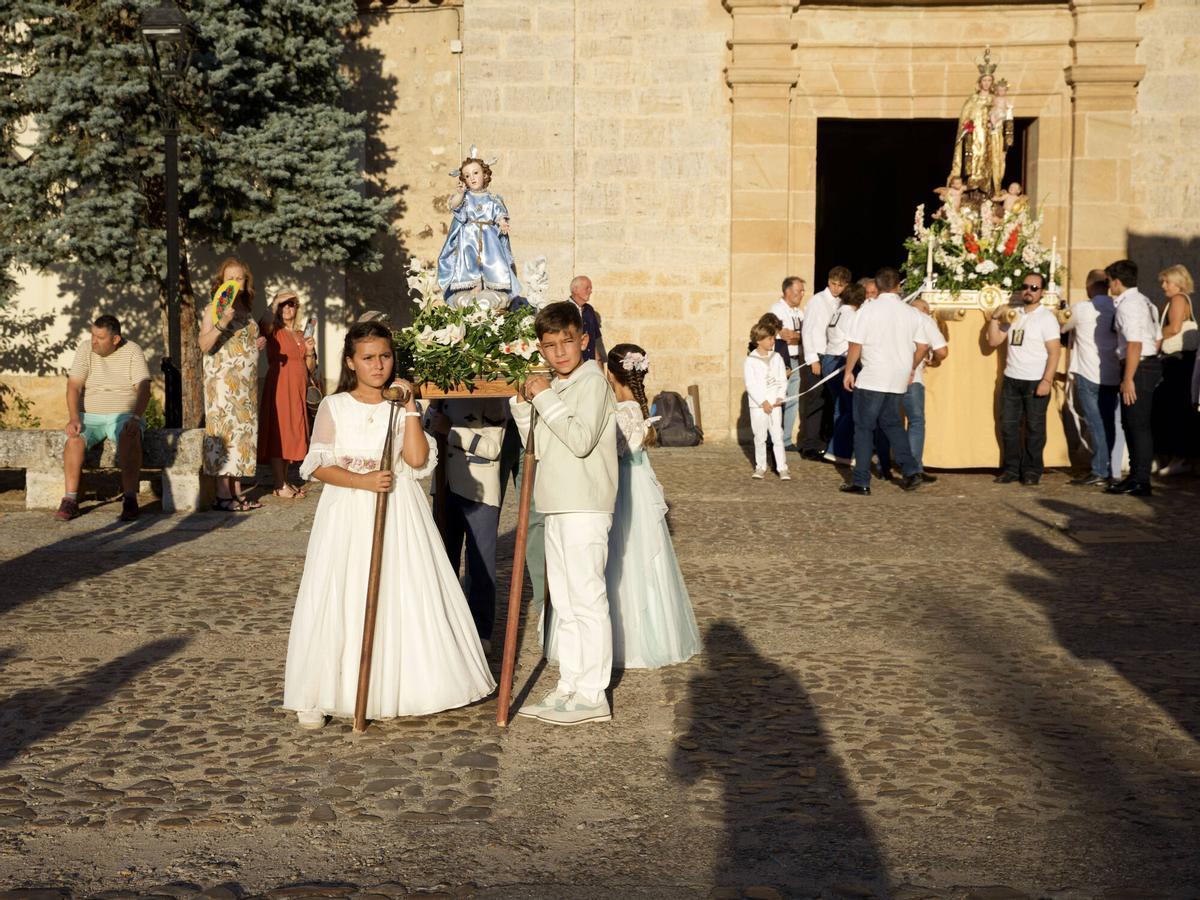 Procesión de la Virgen del Carmen de Toro