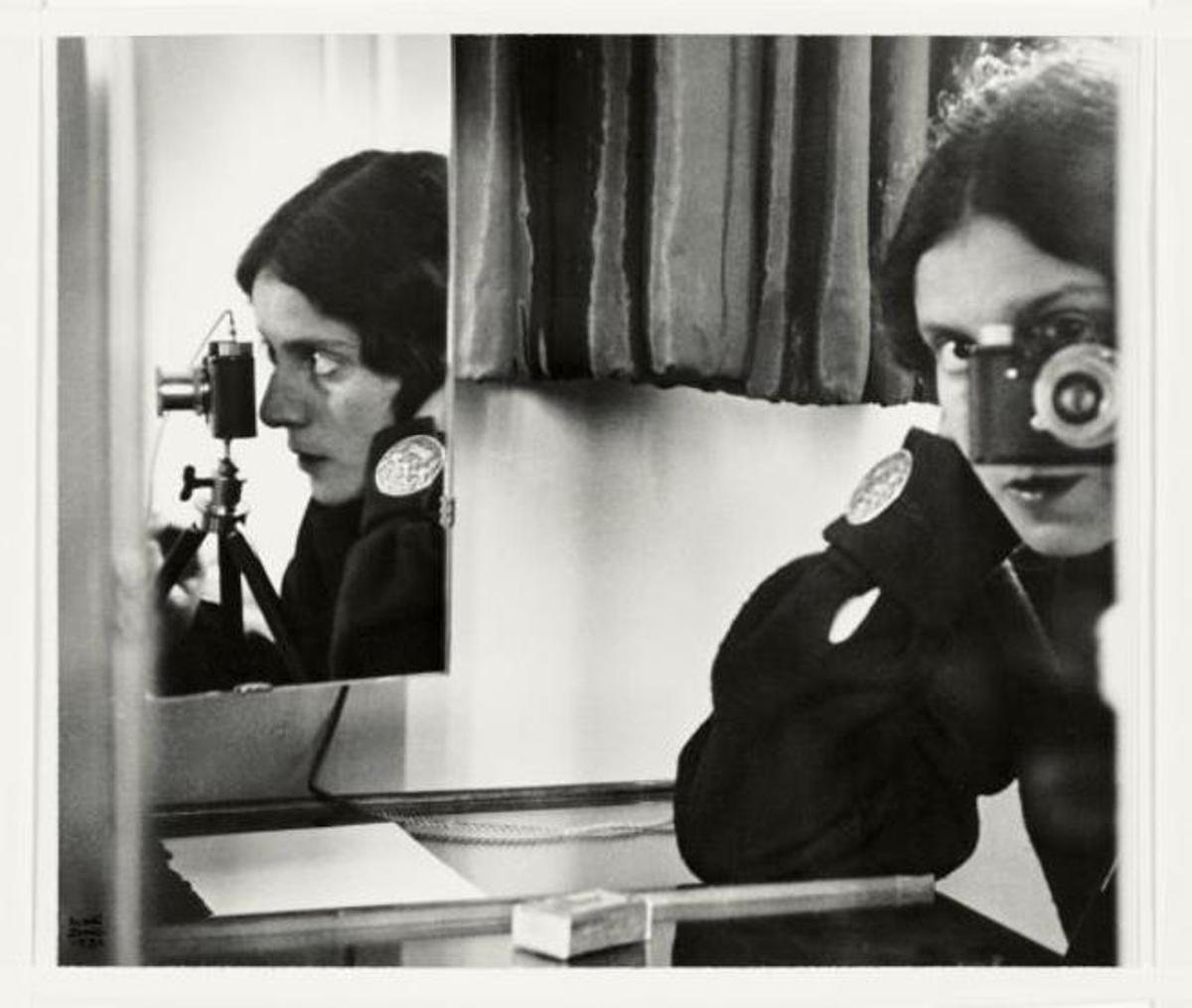 Autorretrato de Ilse Bing, de 1931.