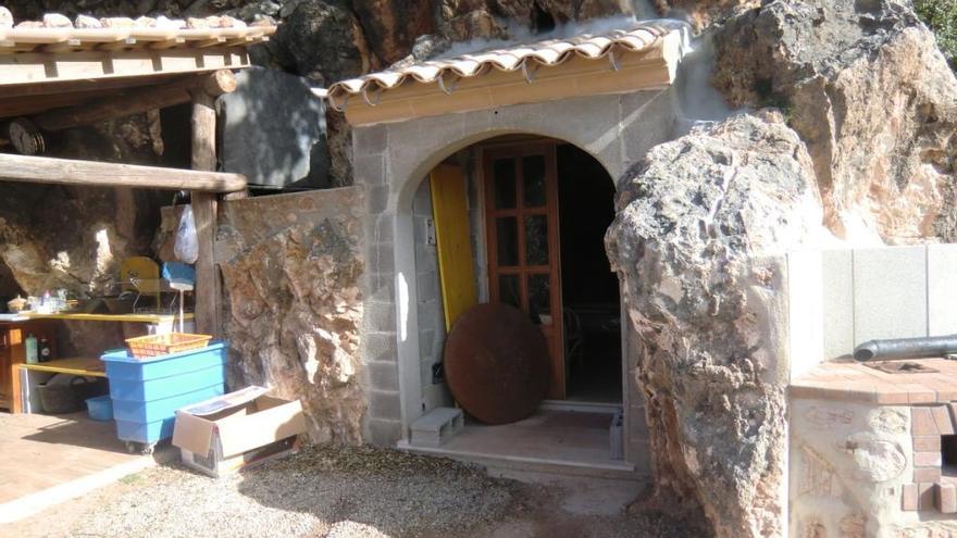 El Consell multa con 70.000 euros la vivienda en una cueva de Sóller