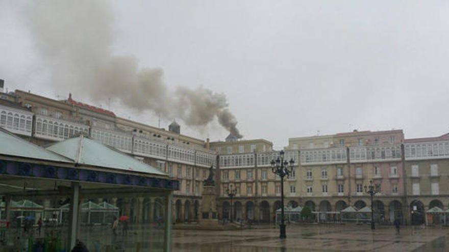 Sofocado un incendio en una parrillada del centro