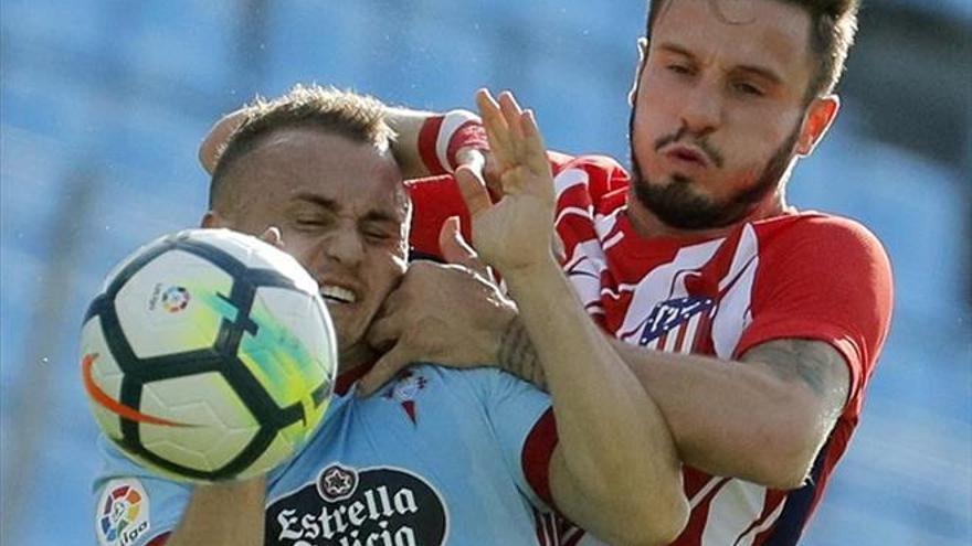 El Atlético evita el desastre en Vigo con Oblak tapando las vías de agua