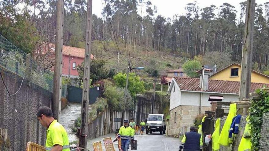 Obras de mejora en un vial.