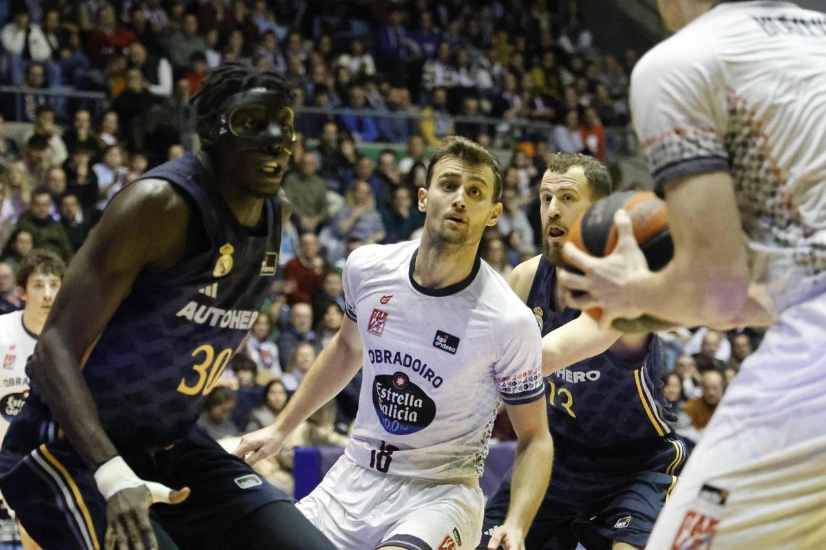 Monbus Obradoiro - Real Madrid: las imágenes del partido