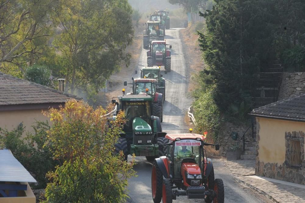 La protesta de agricultores a su paso por el Garru