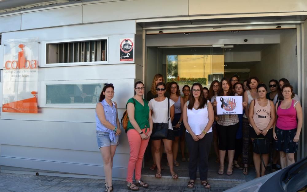 Minutos de silencio en Mallorca en recuerdo a las víctimas del los atentados de Cataluña