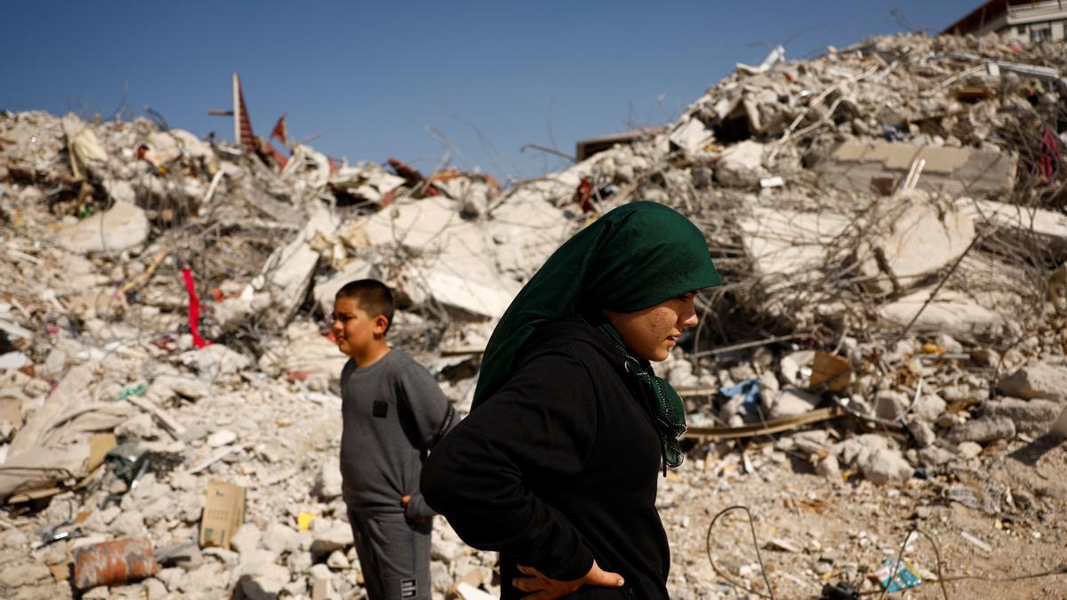 La mirada de la fotógrafa Susana Vera sobre las victimas del mortal terremoto en Turquía