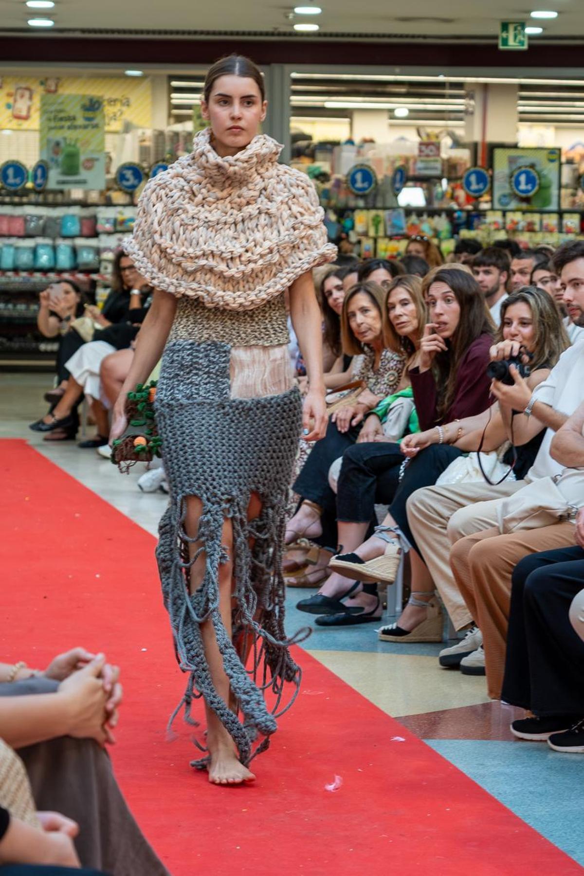 La cantera de diseñadores en Vigo 'cosen' su futuro sobre la pasarela La cantera de diseñadores en Vigo 'cosen' su futuro sobre la pasarela