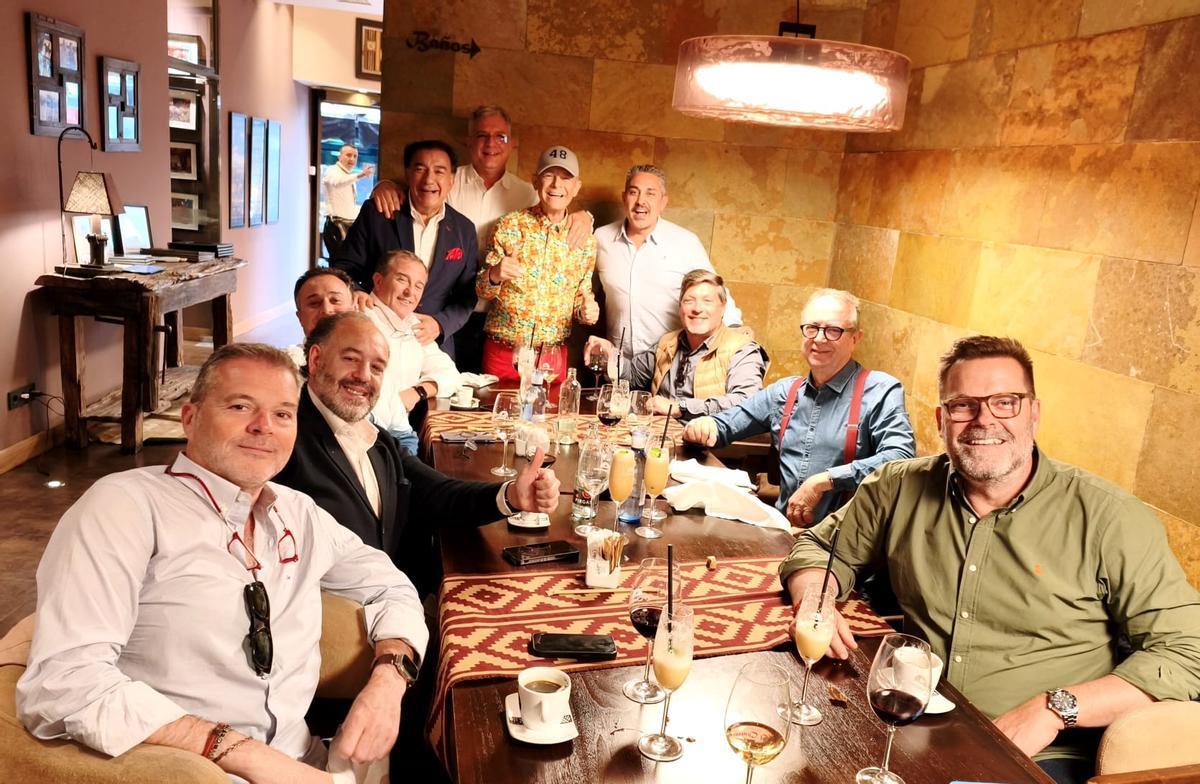 Emotivo almuerzo con el terorense Paco Santana