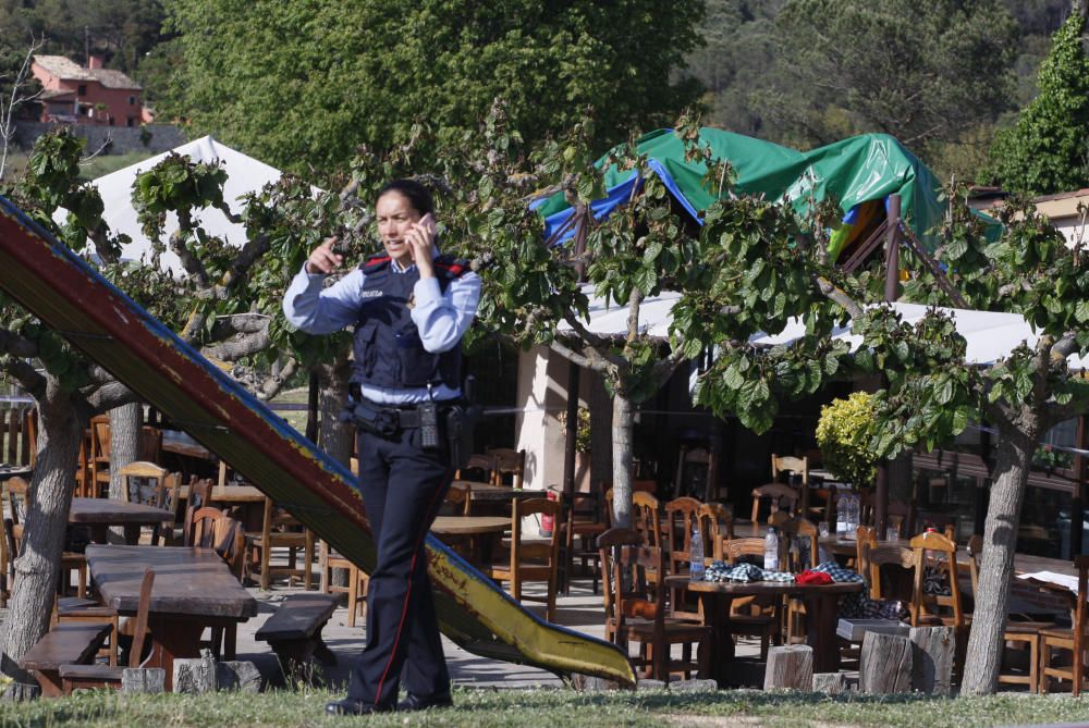 Una nena mor en rebentar un inflable a Caldes de Malavella