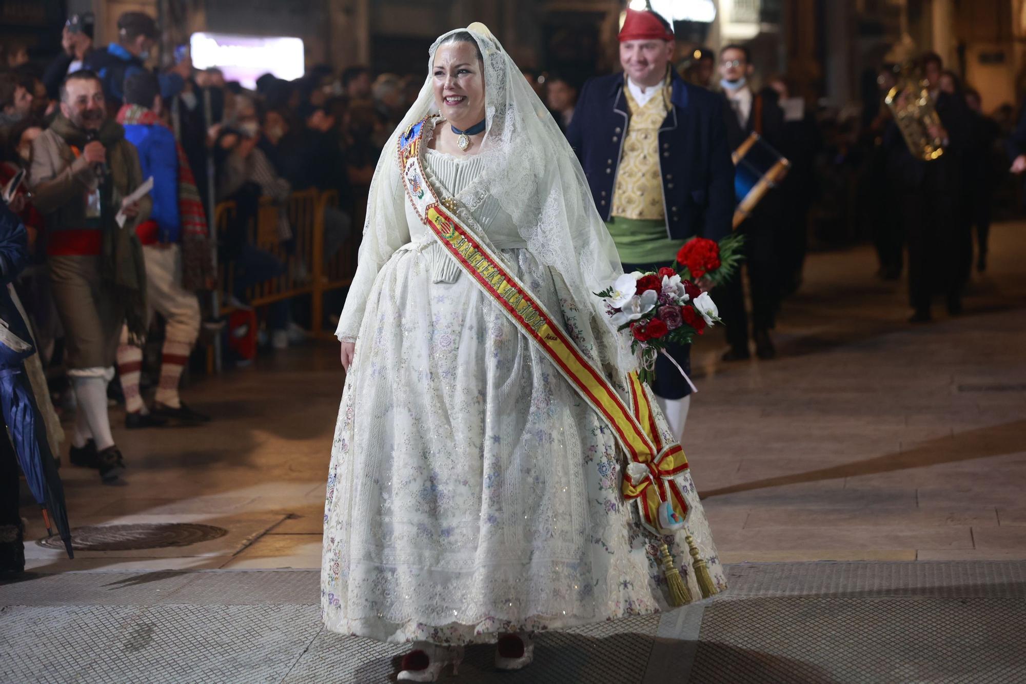 Búscate en el segundo día de ofrenda por la calle Quart (entre las 19:00 a las 20:00 horas)