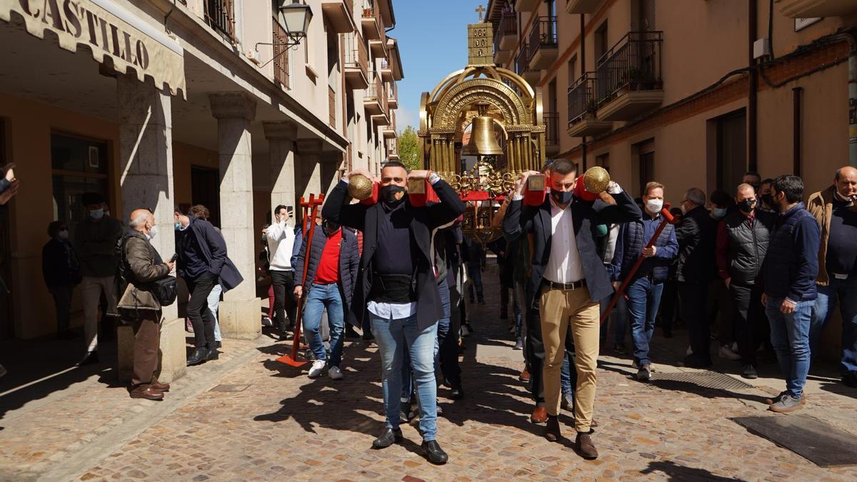 Semana Santa Zamora | Doble banzo en el pebetero grande del Silencio