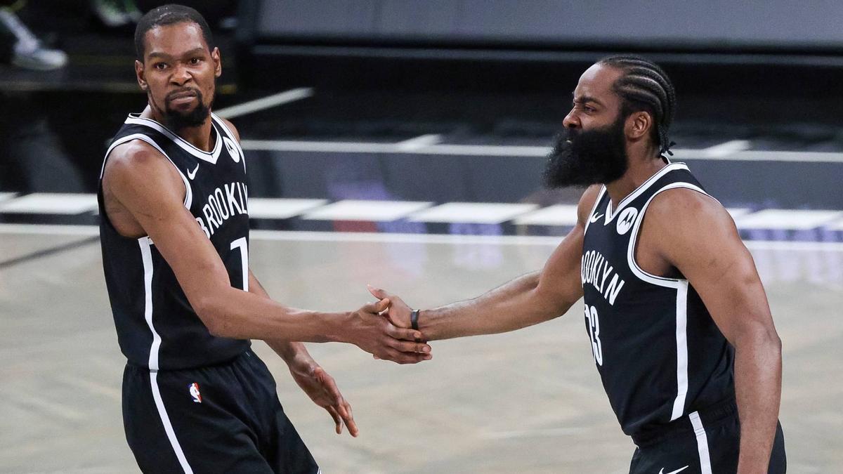 Harden i Durant, entrenaments i diversió a Barcelona