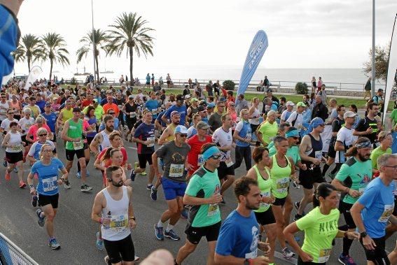 9.000 Läufer aus 49 Ländern gingen am Sonntag den 15.10. an den Start. In der Marathon Disziplin gingen die Deutschen leer aus.