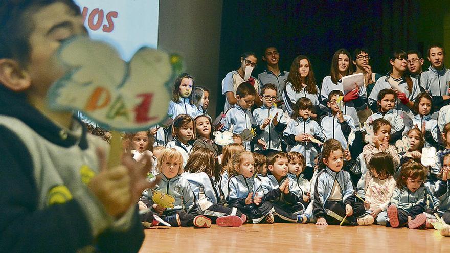 Los colegios adelantan en Benavente la celebración del Día de la Paz