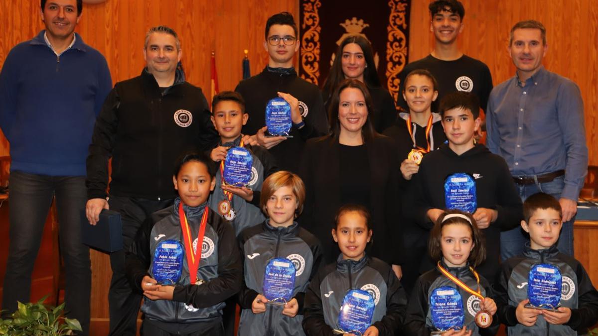 recepción medallistas de taekwondo en Moncada.