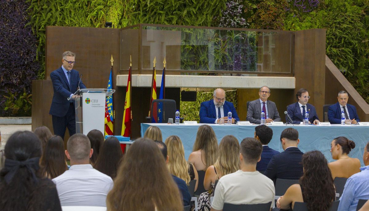 El MDIN aporta una formación especializada en derecho mercantil internacional, contratos y fiscalidad