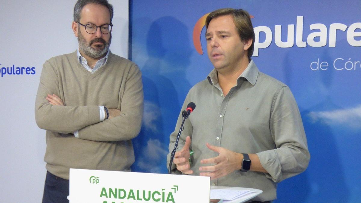 El secretario general del PP-A, Antonio Repullo, durante una rueda de prensa en Córdoba.