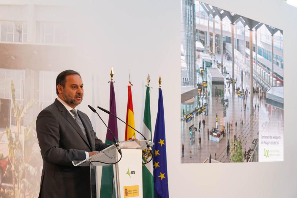 Visita del ministro Ábalos al Aeropuerto de Málaga