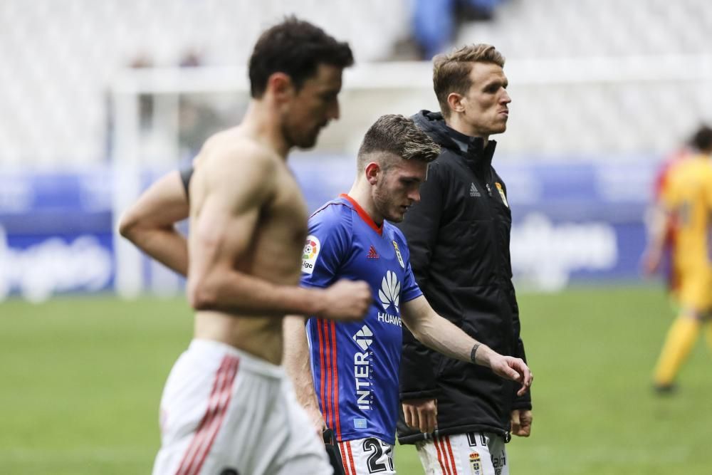 El partido entre el Oviedo y el Alcorcón, en imágenes