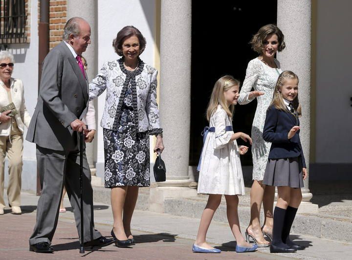 LA PRINCESA LEONOR RECIBE LA PRIMERA COMUNI?N