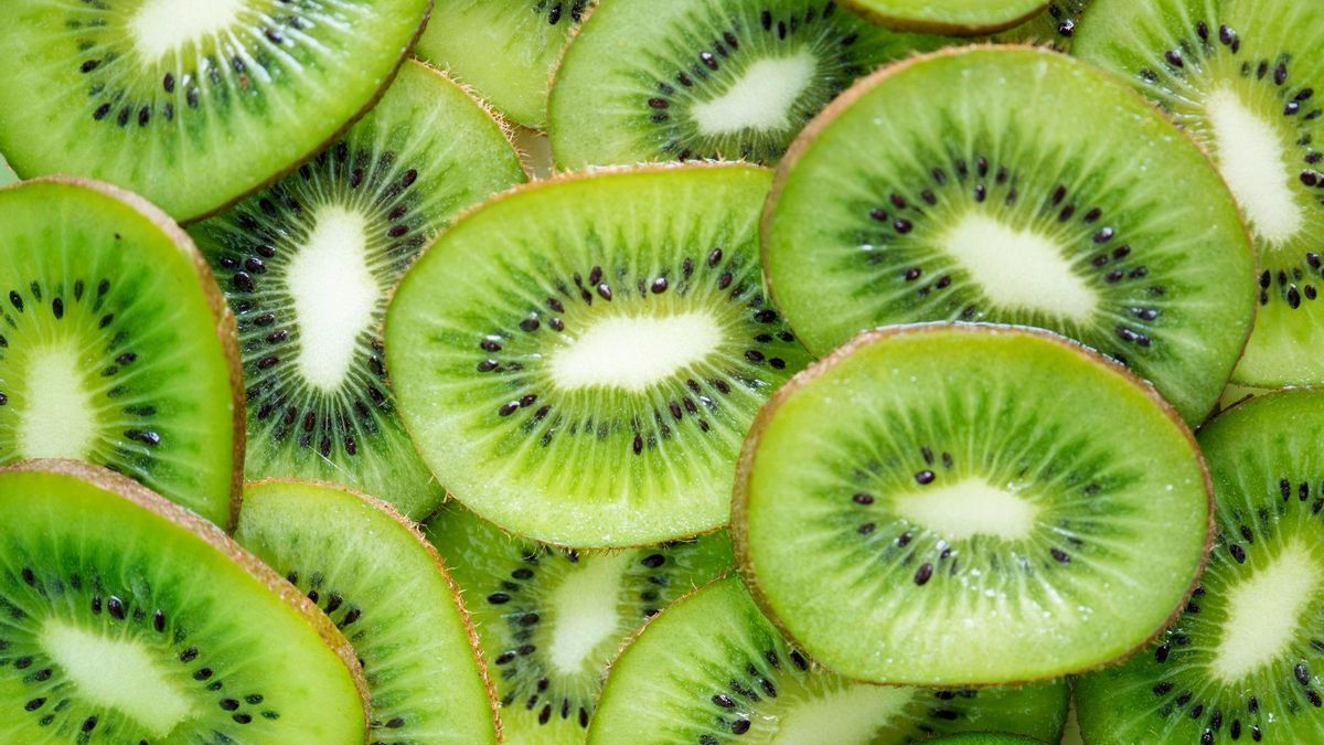 Kiwis.