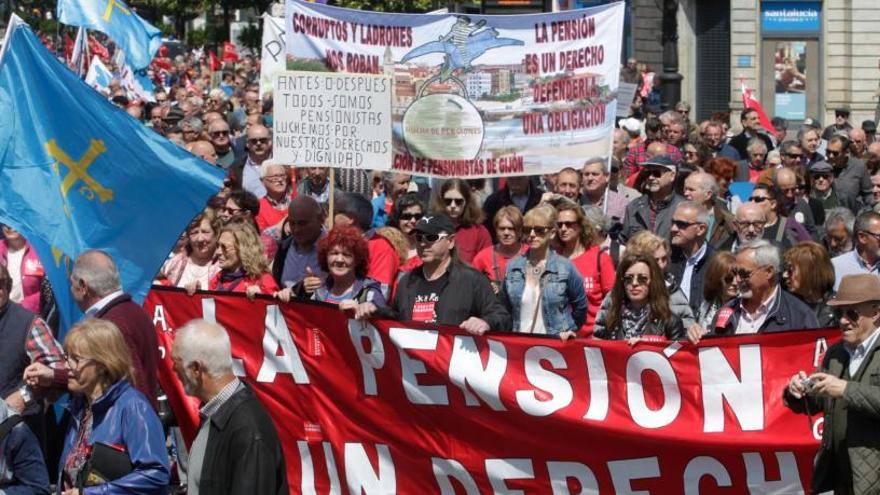 Protesta de los pensionistas en Oviedo.