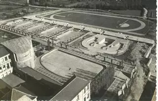 Las fotos y recuerdos de la Universidad Laboral que visten el stand de Gijón en la Feria de Muestras (en imágenes)