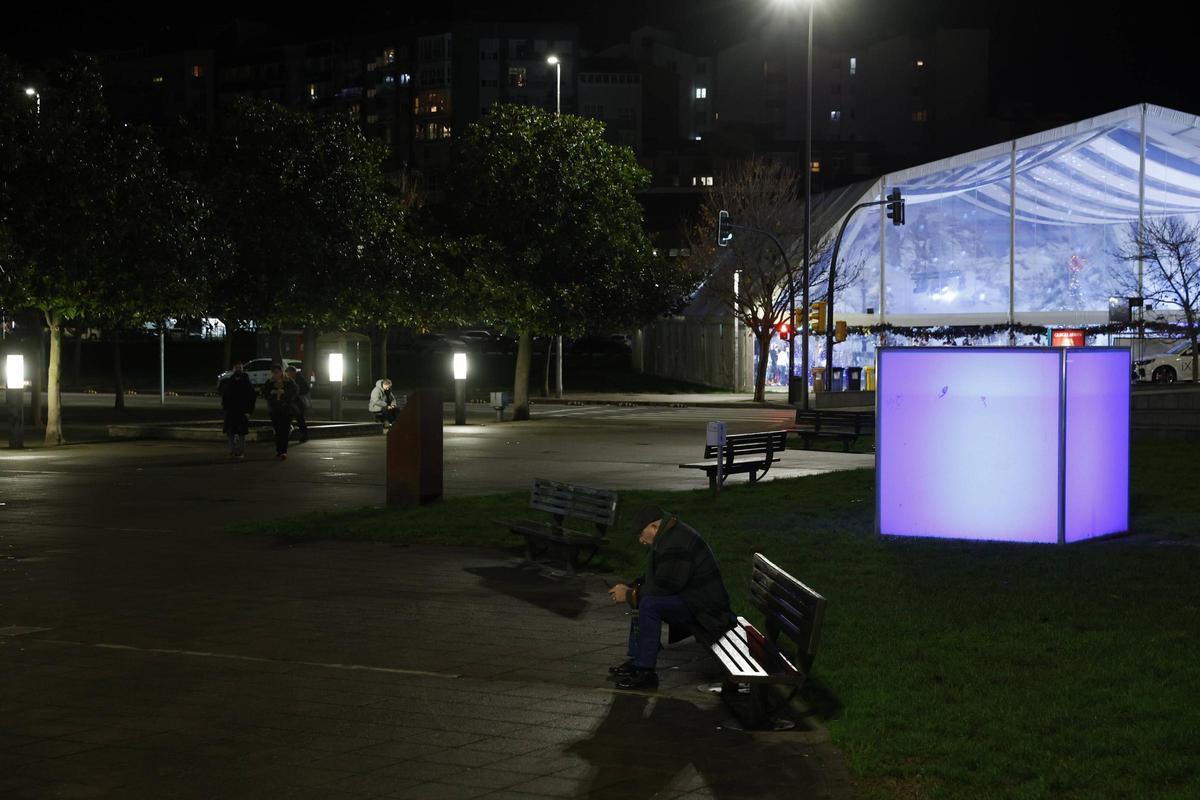 "Cubo" de Alejandro Mieres en el Humedal.