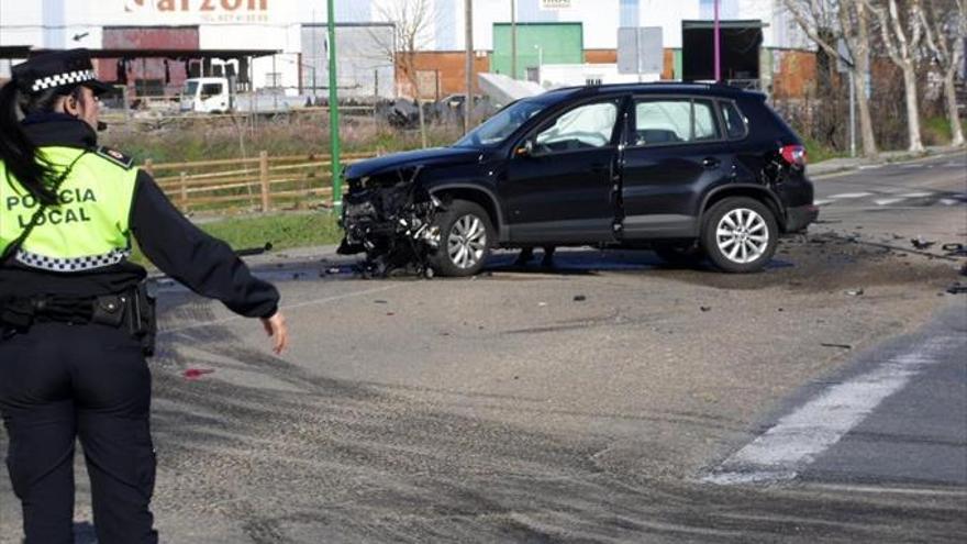 La policía local de Plasencia detuvo en el 2017 a 52 personas por delitos viales