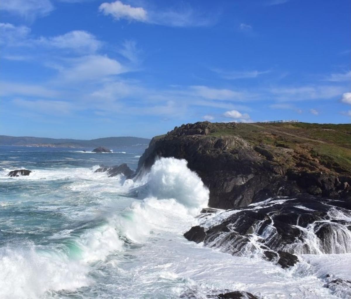 Acantilados en la Costa de Dexo.