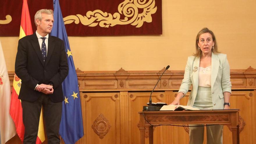 Rueda saca a Ethel Vázquez de la Xunta y la acomoda en la Mesa del Parlamento