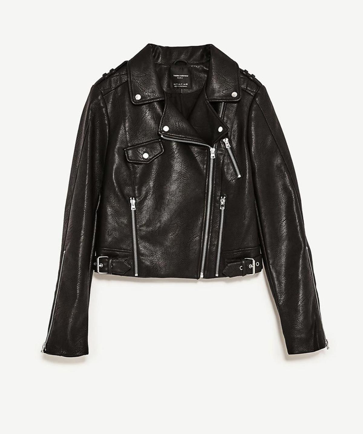 La chaqueta negra de Zara