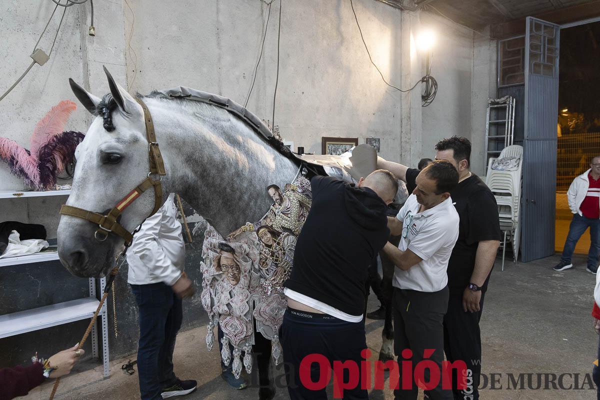 Caballos del vino/Vestir a un caballo_002