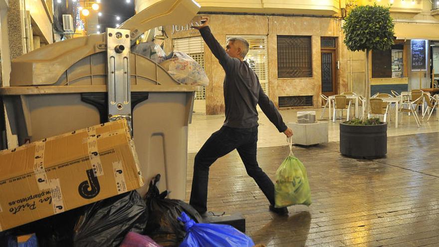 Los ecologistas llevan a los tribunales la nueva contrata de basuras de Elche