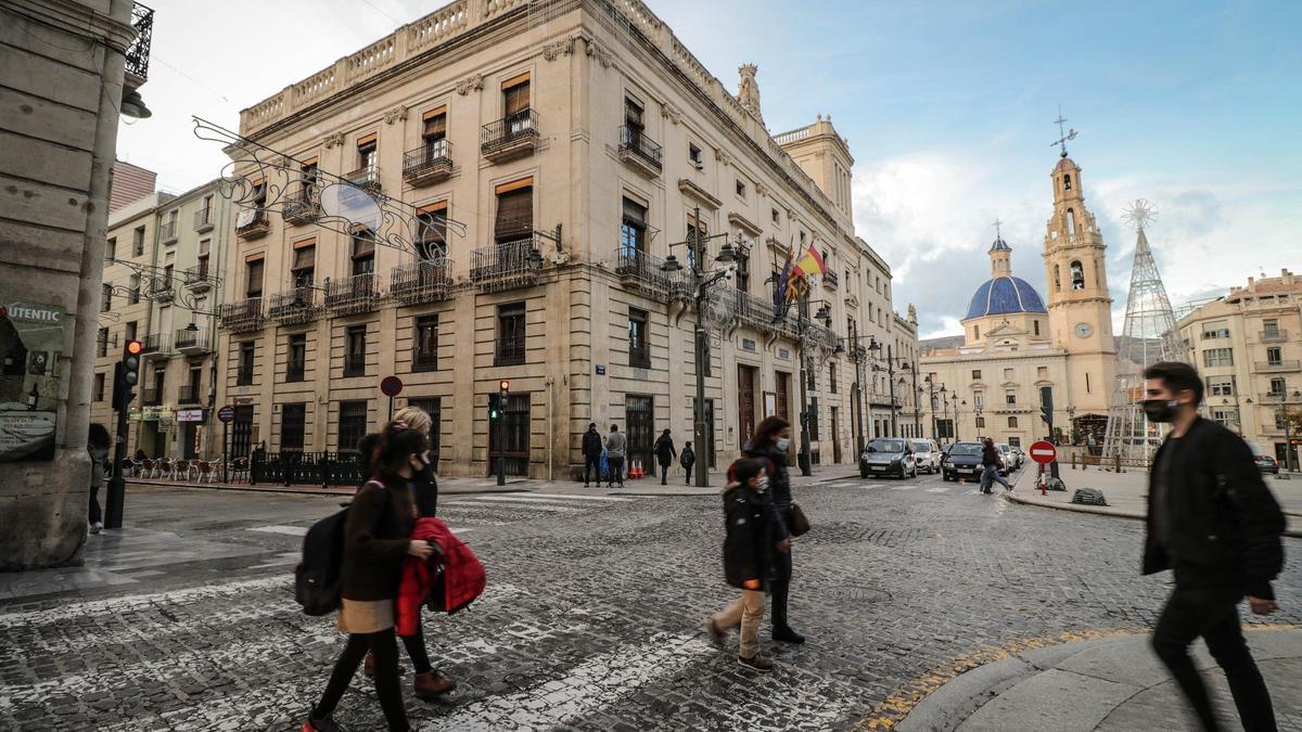 Alcoy supera los 1.800 casos por 100.000 habitantes de incidencia acumulada.