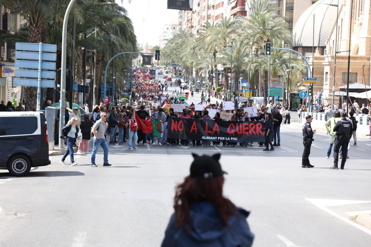 Así ha sido la manifestación de "No a la guerra"