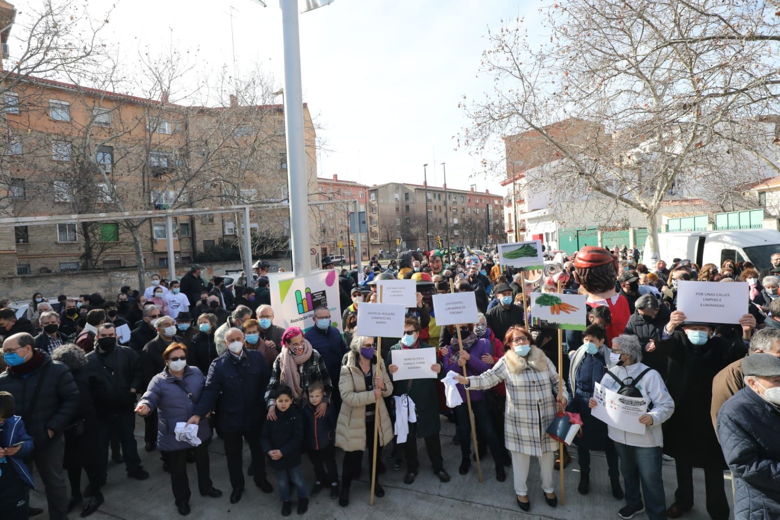 Manifestación de los vecinos de Las Fuentes de Zaragoza