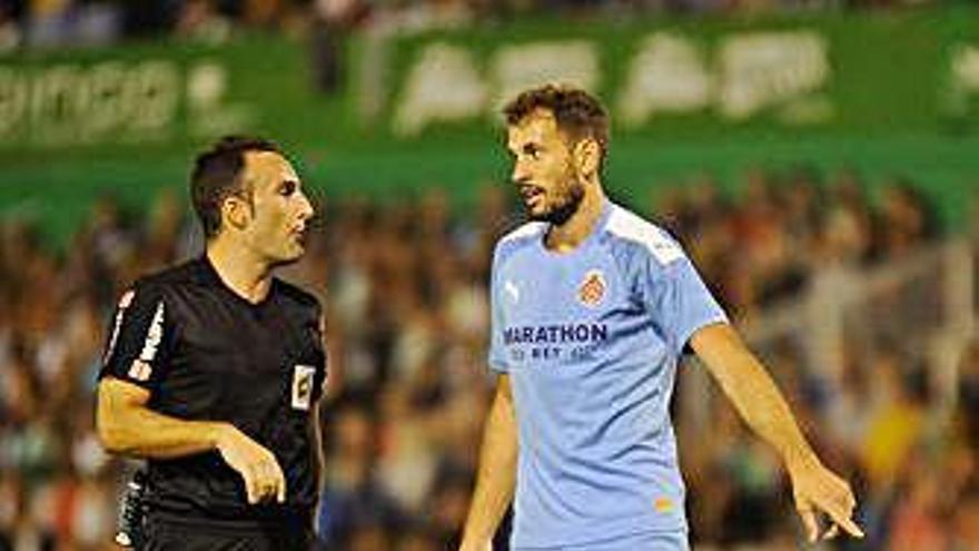 Stuani conversa amb Arcediano Monescillo a Santander.