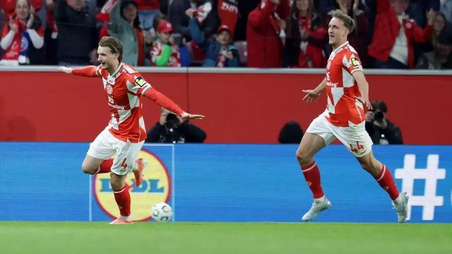 Mainz 05 - Strasbourg | El gol de Stefan Posch