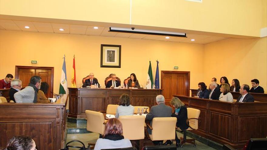 El Pleno toma medidas unánimes para climatizar los colegios públicos