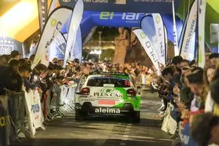 Yoann Bonato marca el ritmo en el tramo de clasificación del Rally Islas Canarias en Santa María de Guía
