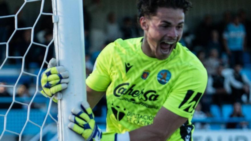 El Coria, supervivencia desde lo alto