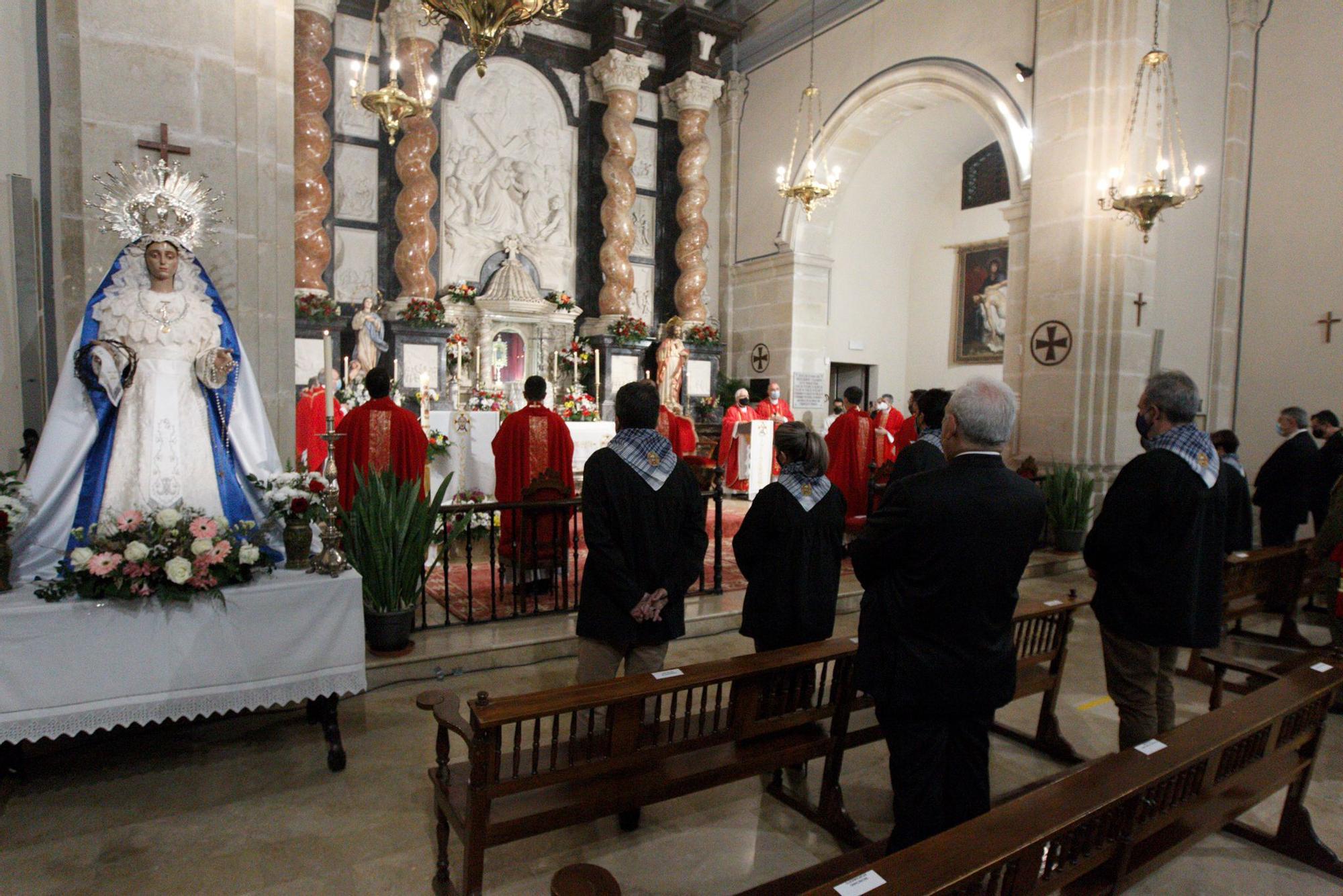 Santa Faz 2021: las imágenes de la Peregrina y la misa en Alicante