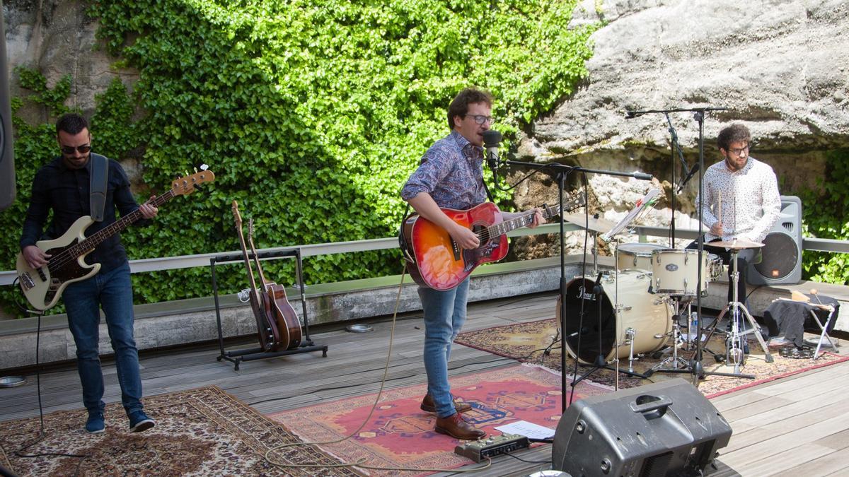 Un momento del concierto de Ladri di Biciclette en Zamora