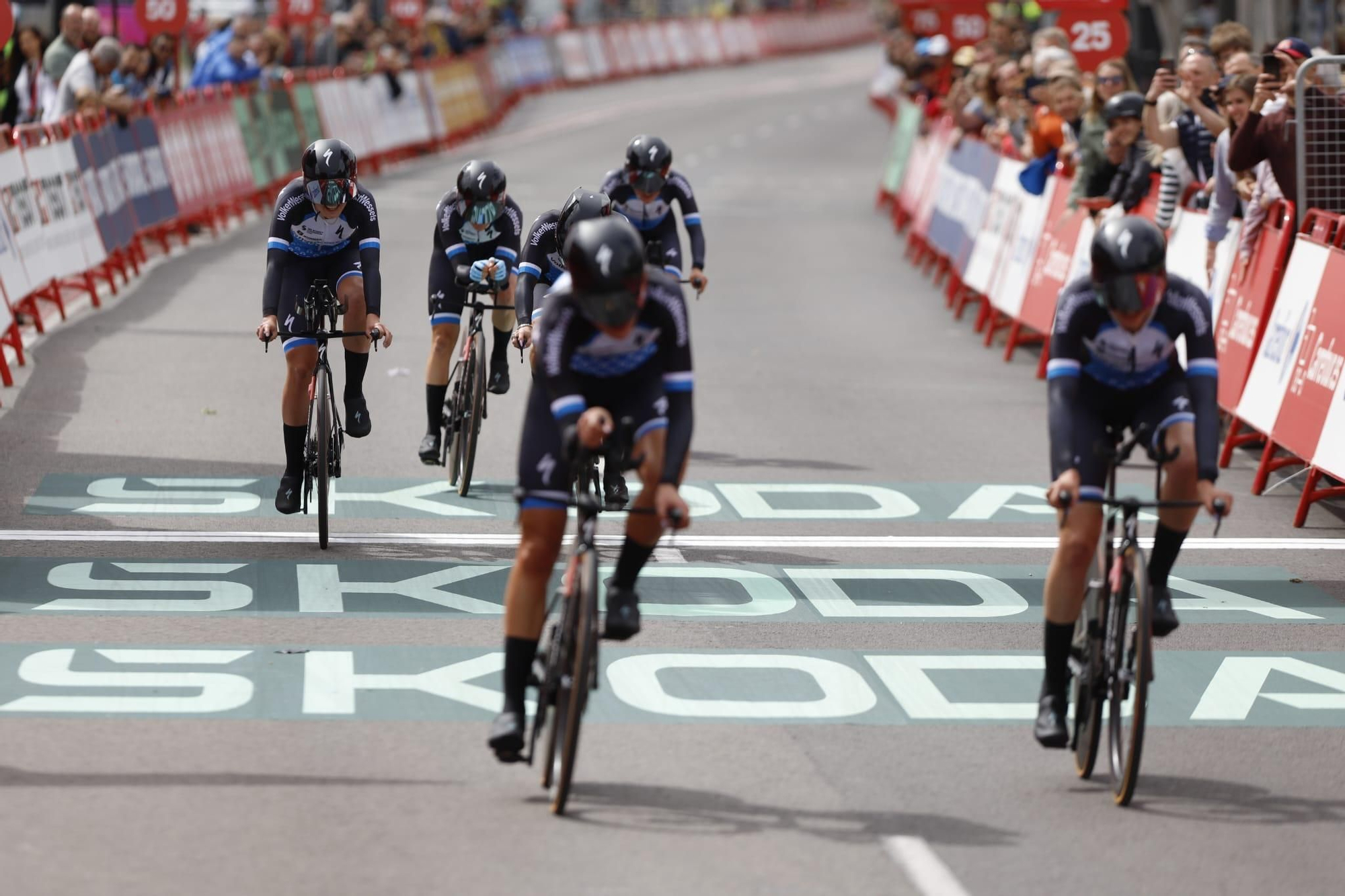 Primera etapa de La Vuelta a España Femenina en València