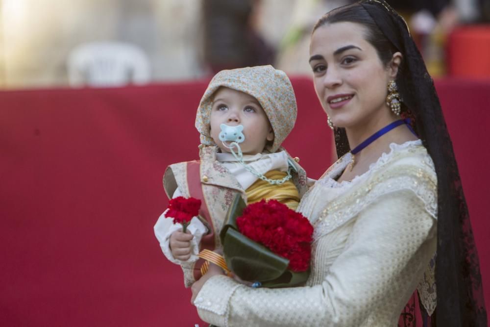 Primer día de Ofrenda de Fallas