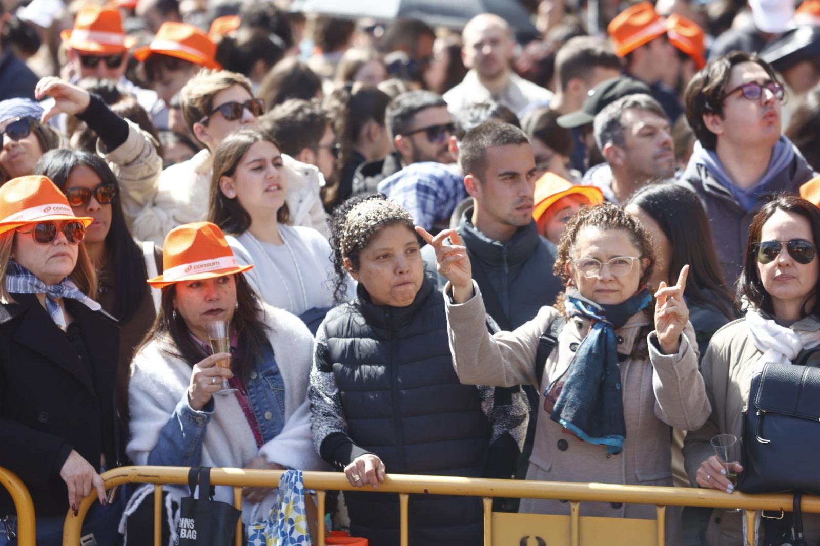Búscate en la mascletà del 16 de marzo