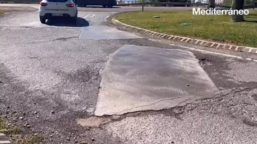 Deplorable estado del firme en las carreteras de Castellón