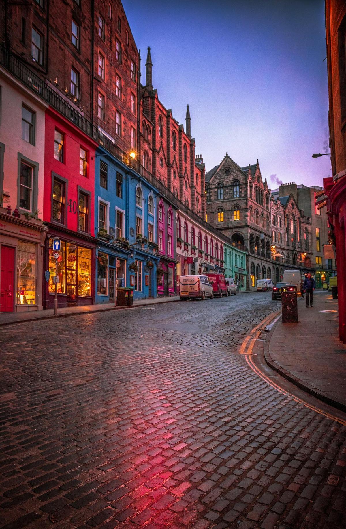 Victoria street es una de las calles más famosas de la ciudad