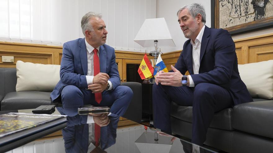 El ministro de Política Territorial, Ángel Víctor Torres, y el presidente de Canarias, Fernando Clavijo.